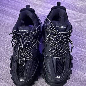 Balenciaga black track runners